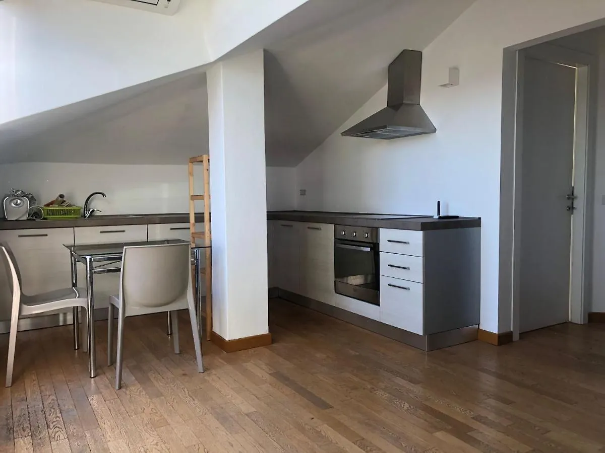 Sunlight Apartment Bergamo Italy
